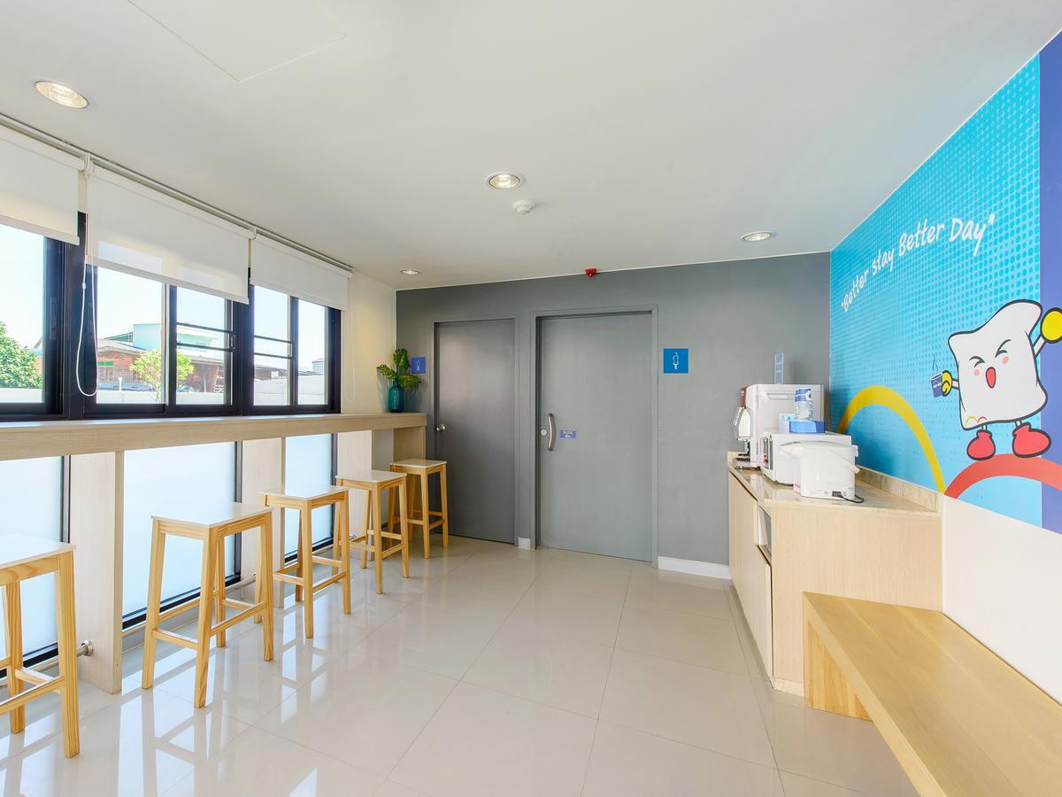 Hop Inn Lampang City Center Екстериор снимка