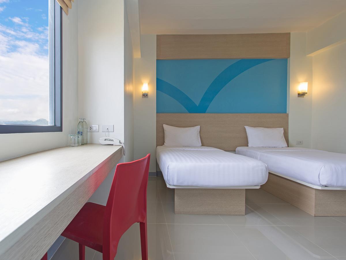 Hop Inn Lampang City Center Екстериор снимка